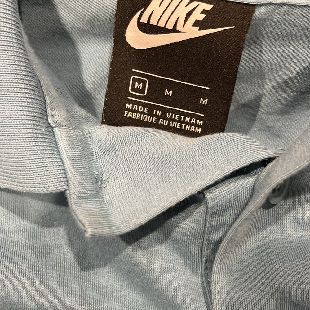 Nike golf shirt colored - worn once - Picture 3 of 3